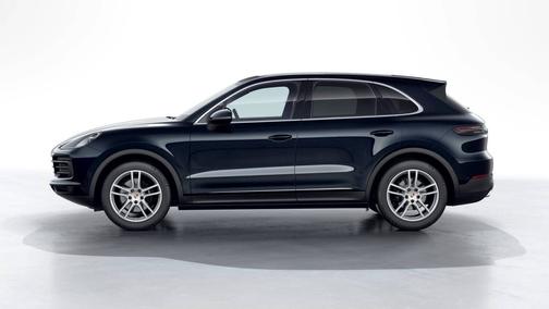 Moonlight Blue Metallic 2023 Porsche Cayenne