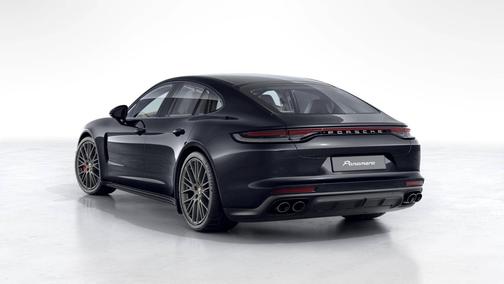Jet Black Metallic 2022 Porsche Panamera