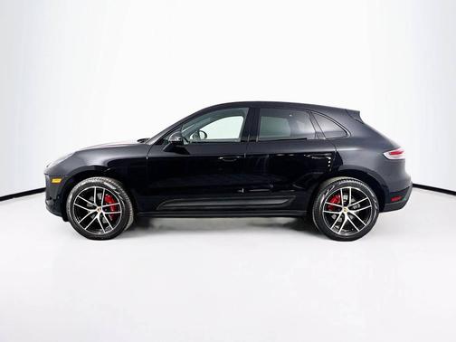 2023 Porsche Macan 