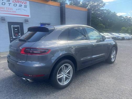 2016 Porsche Macan S