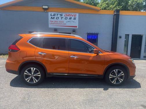 2017 Nissan Rogue SL