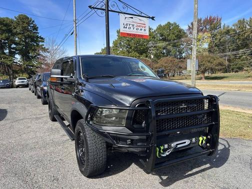 2016 RAM 1500 Big Horn