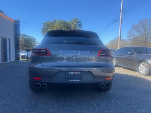2016 Porsche Macan S