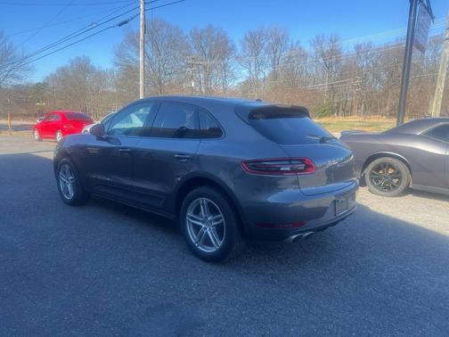 2016 Porsche Macan S