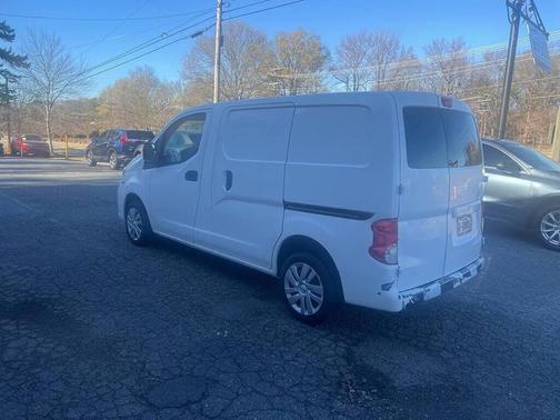 2017 Nissan NV200 SV