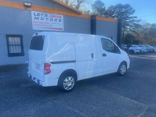 2017 Nissan NV200 SV