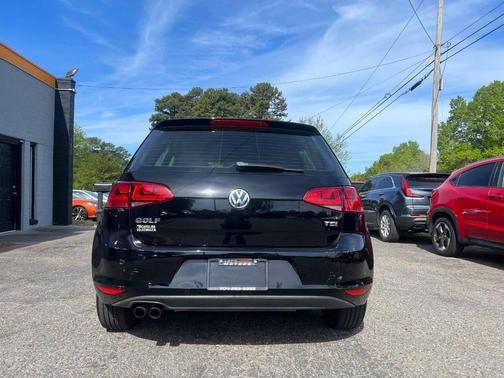 2017 Volkswagen Golf TSI S 4-Door