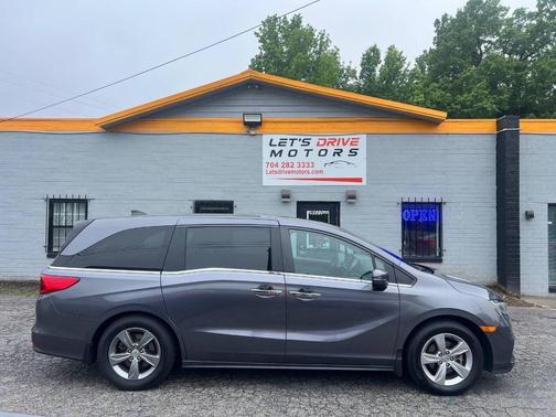 Modern Steel Metallic 2019 Honda Odyssey EX-L w/Navigation/RES