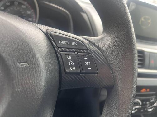 2016 Mazda Mazda3 i Sport