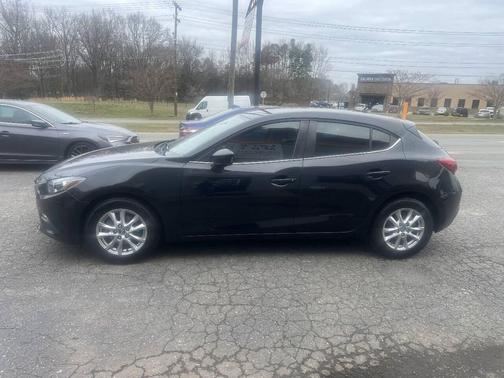 2016 Mazda Mazda3 i Sport