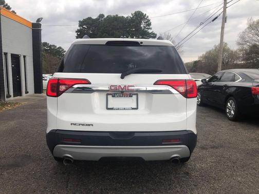 2017 GMC Acadia SLT-1