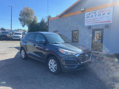 2020 Hyundai TUCSON SE