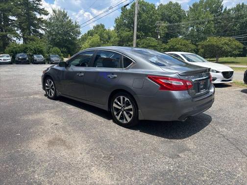 2016 Nissan Altima 2.5 SR