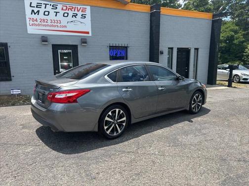 2016 Nissan Altima 2.5 SR