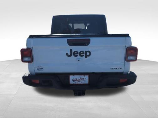 Bright White Clearcoat 2021 Jeep Gladiator Sport S