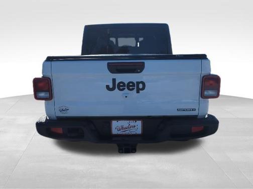 Bright White Clearcoat 2021 Jeep Gladiator Sport S