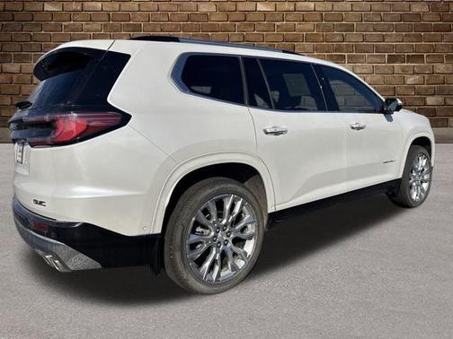 2024 GMC Acadia Denali