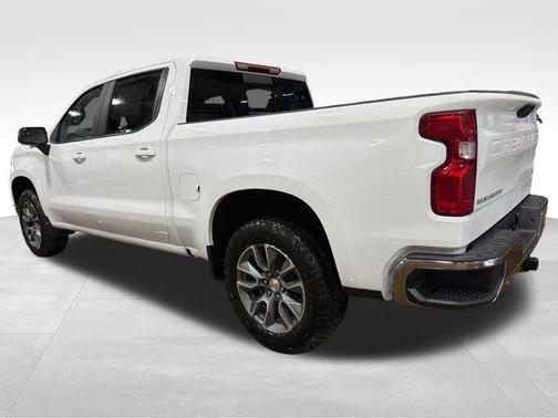 Summit White 2026 Chevrolet Silverado 1500 LT