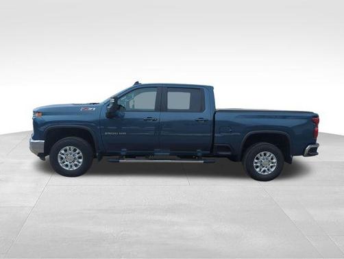 Lakeshore Blue Metallic 2024 Chevrolet Silverado 2500 LT