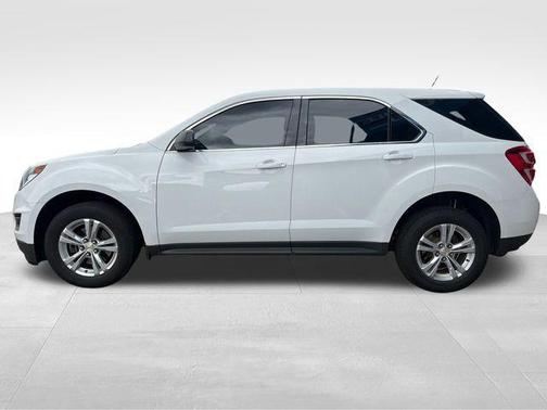 Summit White 2016 Chevrolet Equinox LS