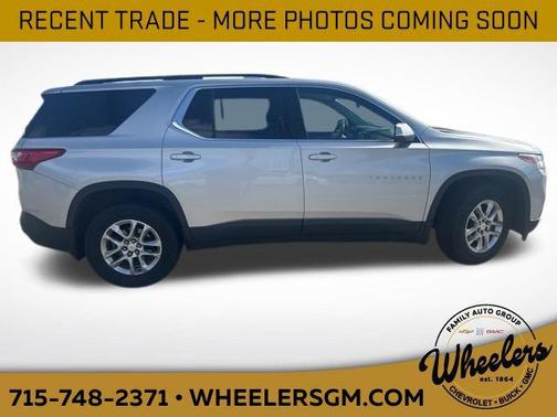 Silver Ice Metallic 2021 Chevrolet Traverse LT Leather