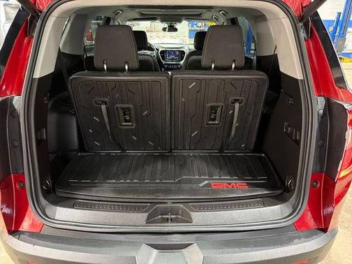 Volcanic Red Tintcoat 2023 GMC Acadia AWD SLE