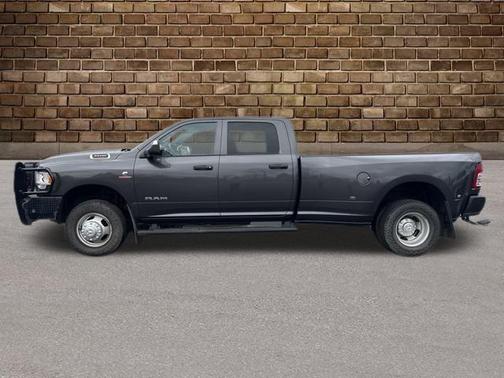 2021 RAM 3500 Tradesman Crew Cab 4x4 8' Box