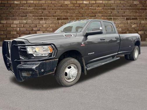 2021 RAM 3500 Tradesman Crew Cab 4x4 8' Box