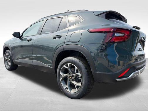 Cypress Gray 2026 Chevrolet Trax LT