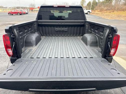 2025 GMC Sierra 1500 SLE