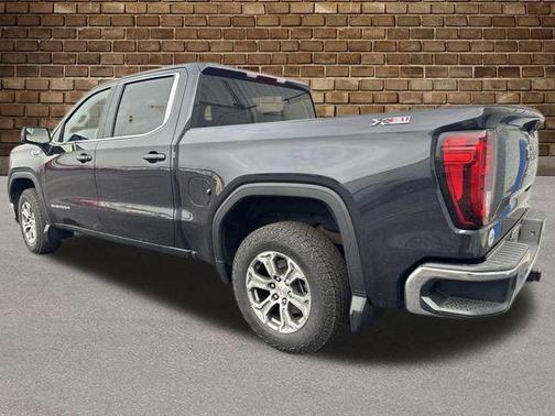 2025 GMC Sierra 1500 SLE