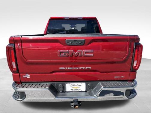 Cayenne Red Tintcoat 2022 GMC Sierra 1500 SLT