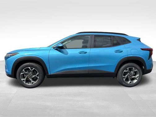 Marina Blue Metallic 2026 Chevrolet Trax LT