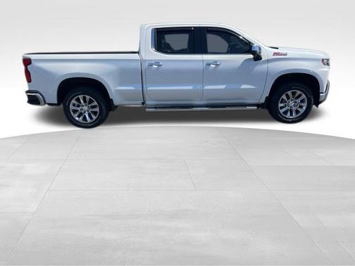 Iridescent Pearl Tricoat 2019 Chevrolet Silverado 1500 LTZ