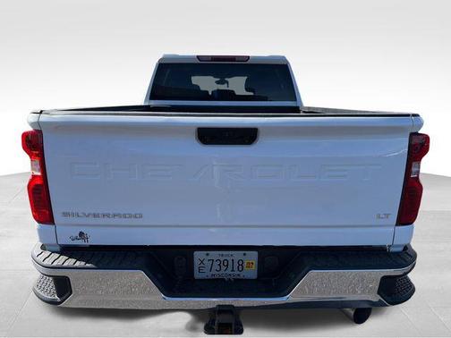 Summit White 2022 Chevrolet Silverado 2500 LT