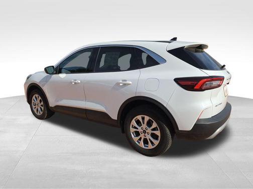 Oxford White 2024 Ford Escape Active