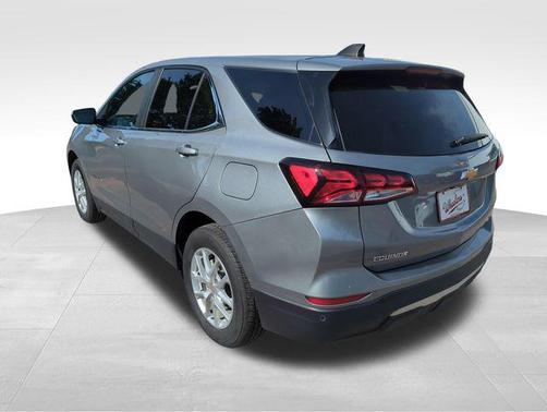 Sterling Gray Metallic 2024 Chevrolet Equinox 1LT