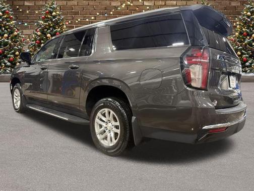2021 Chevrolet Suburban LS