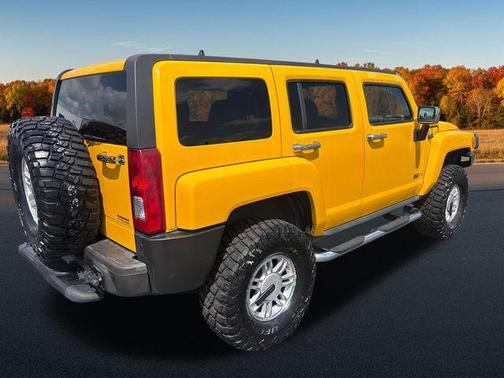 2006 Hummer H3 Base