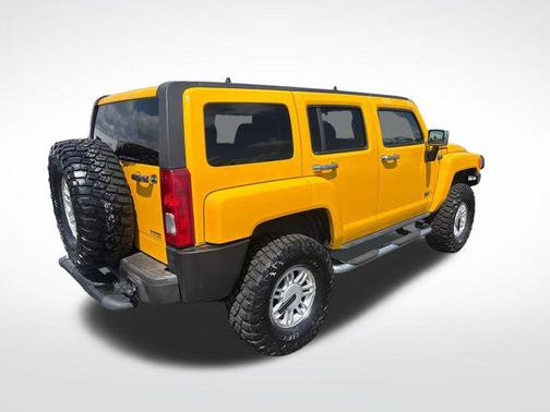 2006 Hummer H3 Base