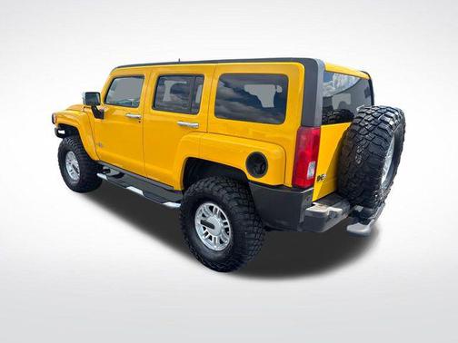 2006 Hummer H3 Base