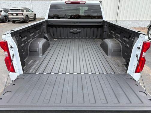 Polar White Tricoat 2026 Chevrolet Silverado 1500 LTZ