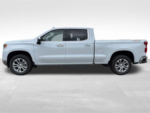 Polar White Tricoat 2026 Chevrolet Silverado 1500 LTZ