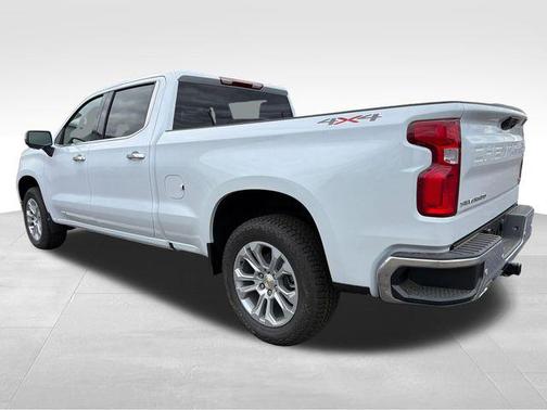 Polar White Tricoat 2026 Chevrolet Silverado 1500 LTZ