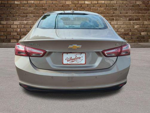 2022 Chevrolet Malibu FWD LT