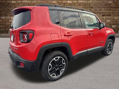 2017 Jeep Renegade Trailhawk