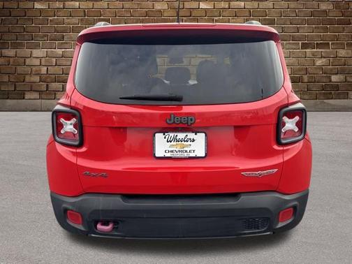 2017 Jeep Renegade Trailhawk