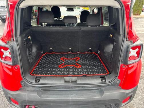 2017 Jeep Renegade Trailhawk