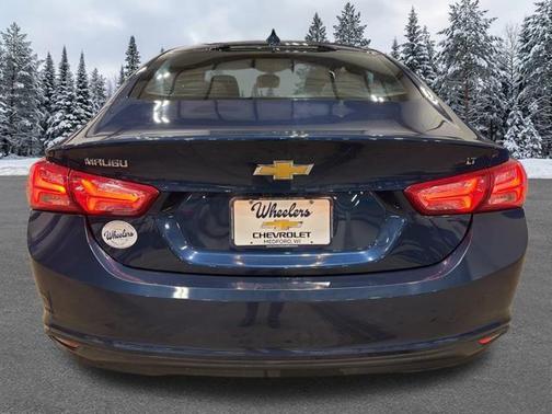 2022 Chevrolet Malibu FWD LT