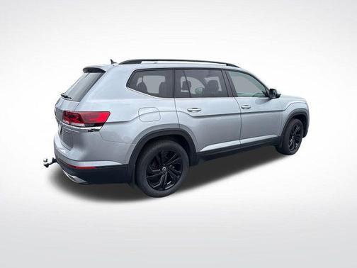 2022 Volkswagen Atlas 3.6L SE w/Technology